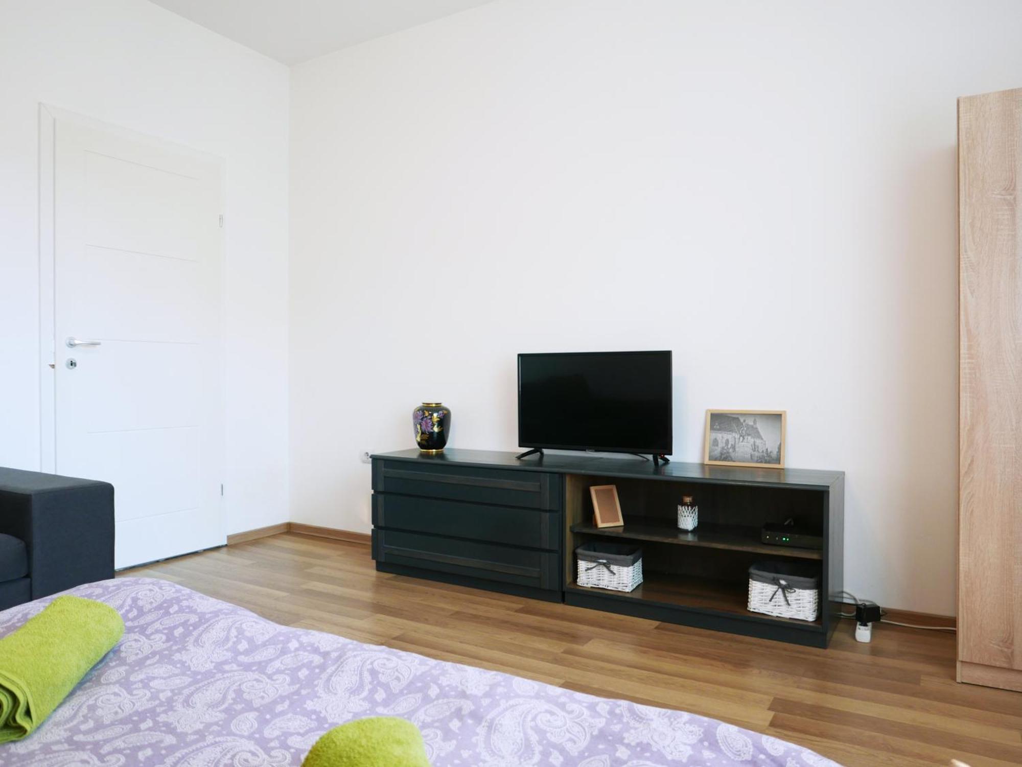 Central Riverside Apartment