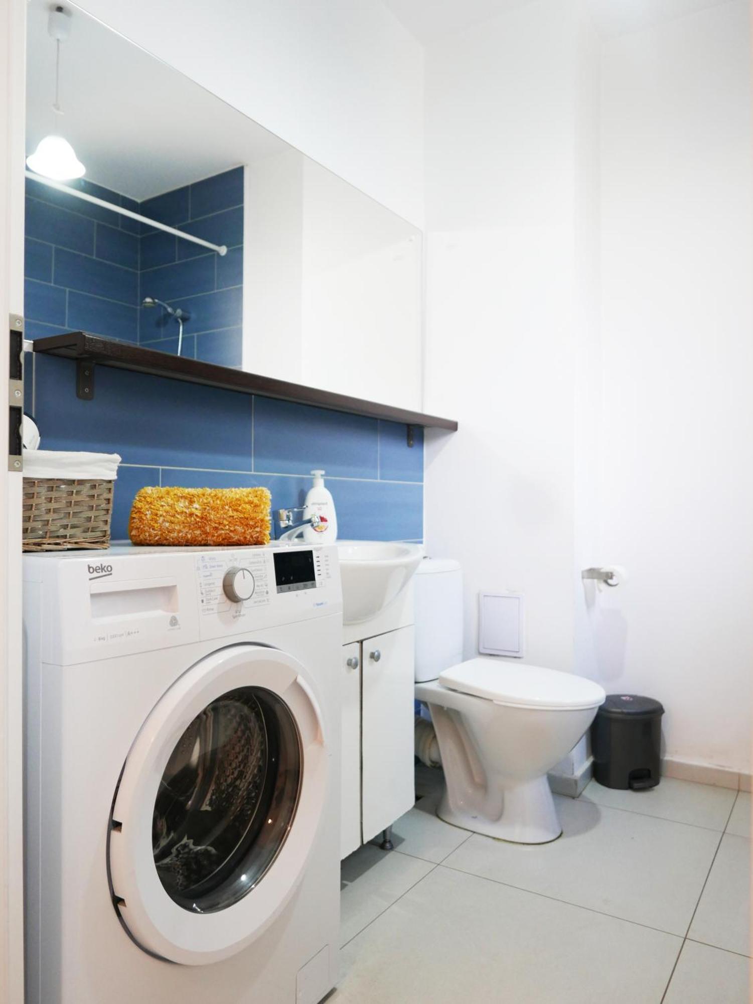 Central Riverside Apartment *